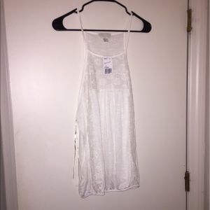 Never worn bright white top(summer is coming)